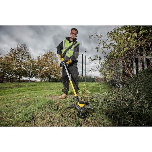 18V XR BRUSHLESS STRING TRIMMER - BARE UNIT