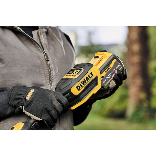 18V XR String Trimmer -  1x 5.0Ah