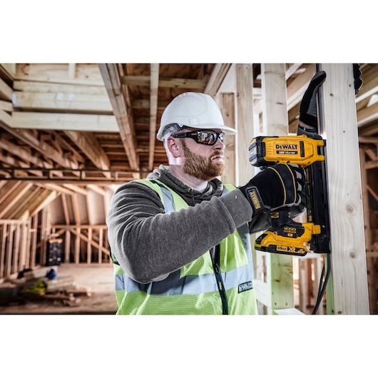 18V XR Electricians Stapler - 2 X 2Ah