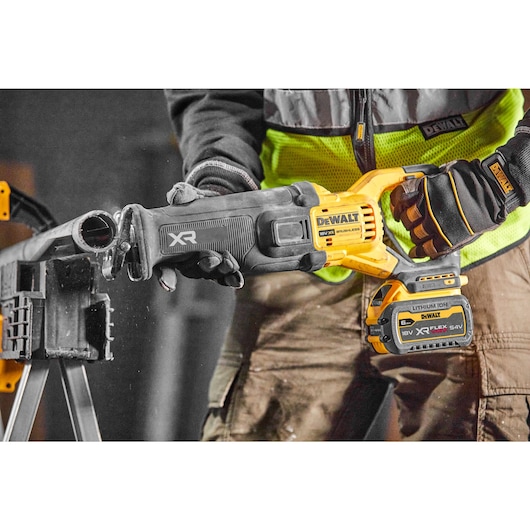 18V XR Reciprocating Saw With FLEXVOLT ADVANTAGE - 1 X 6Ah