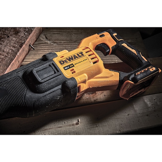 18V XR Reciprocating Saw With FLEXVOLT ADVANTAGE - 1 X 6Ah