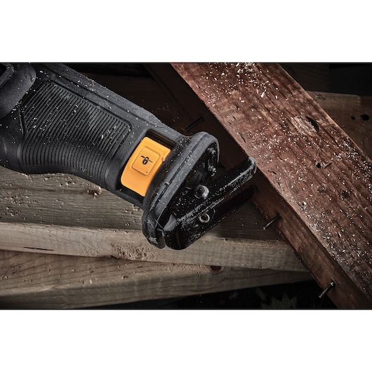 18V XR Reciprocating Saw With FLEXVOLT ADVANTAGE - 1 X 6Ah