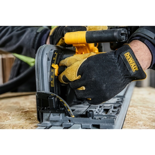 54V XR FLEXVOLT 165mm Plunge Saw - 2 X 6Ah