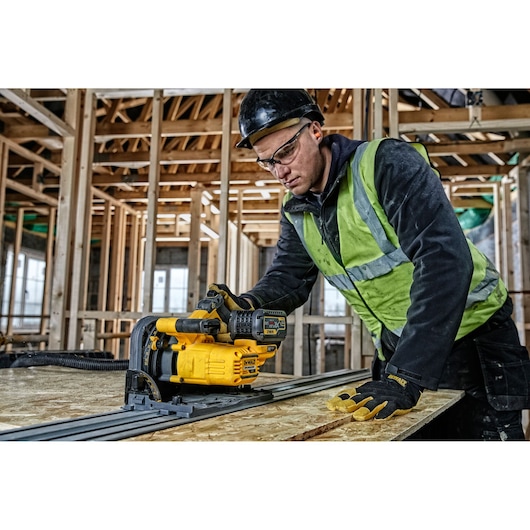 54V XR FLEXVOLT 165mm Plunge Saw - 2 X 6Ah