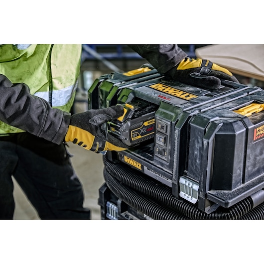 54V XR FLEXVOLT M-Class Extractor -  2 X 6Ah