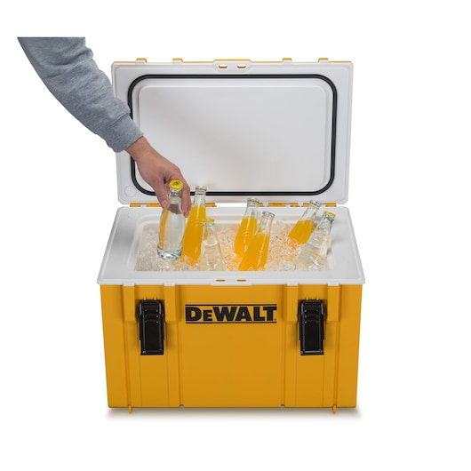 TOUGHSYSTEM® DS404 COOLER