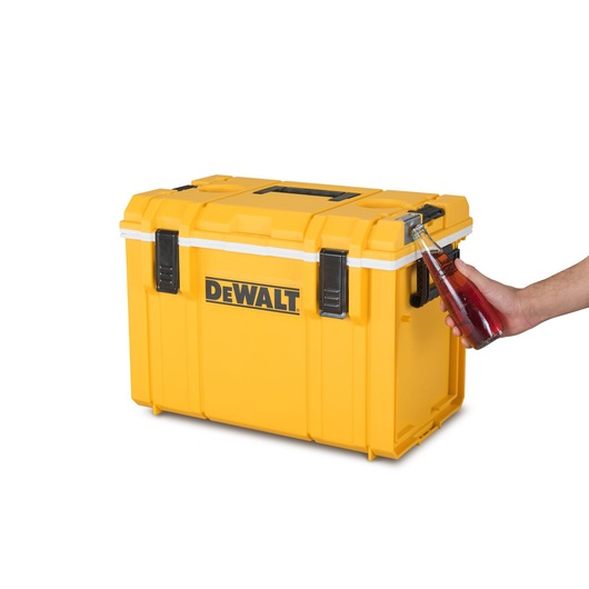 TOUGHSYSTEM® DS404 COOLER